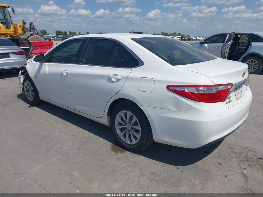 Vin: 4t1bf1fk1fu067824, lot: 46223886, toyota camry le 20153