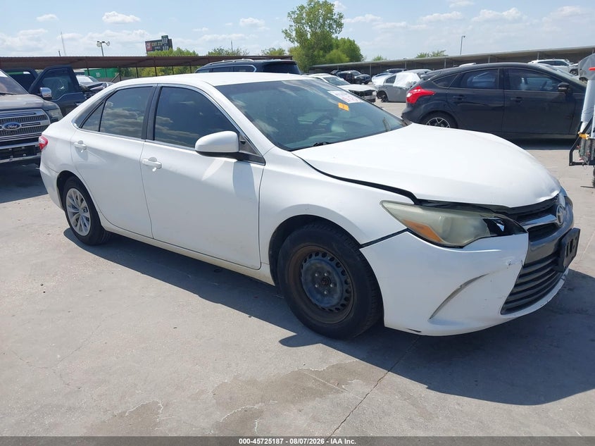 2015 TOYOTA CAMRY auction photo 1