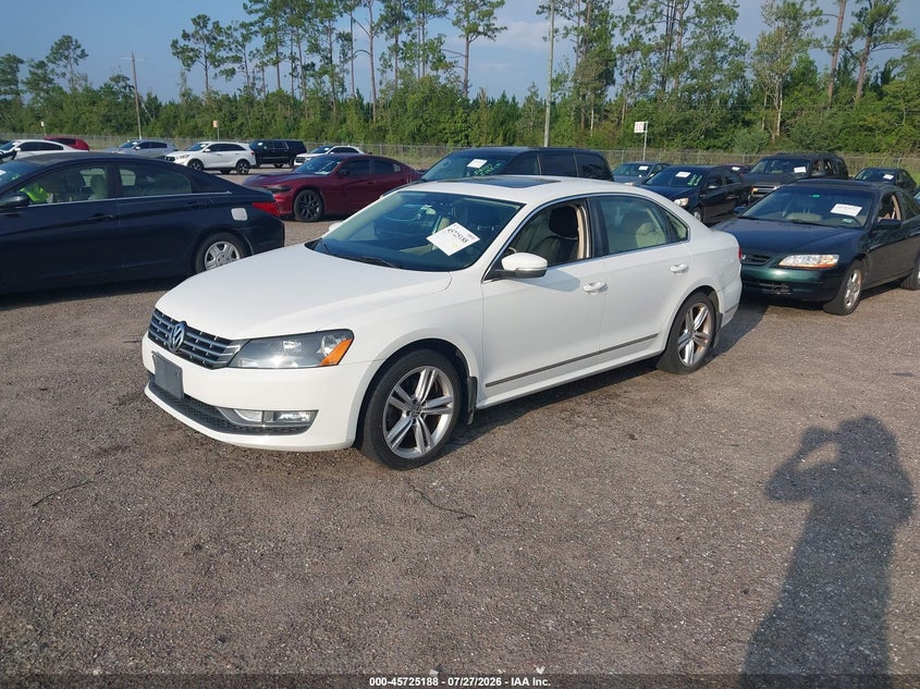 2015 VOLKSWAGEN PASSAT auction photo 2