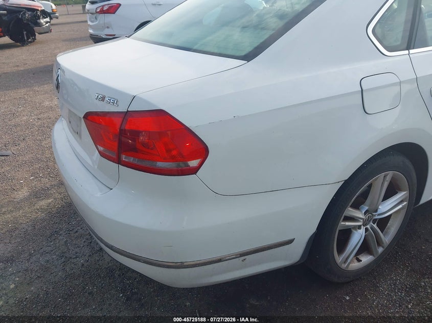 2015 VOLKSWAGEN PASSAT auction photo 6