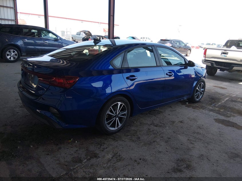 2022 KIA FORTE auction photo 4