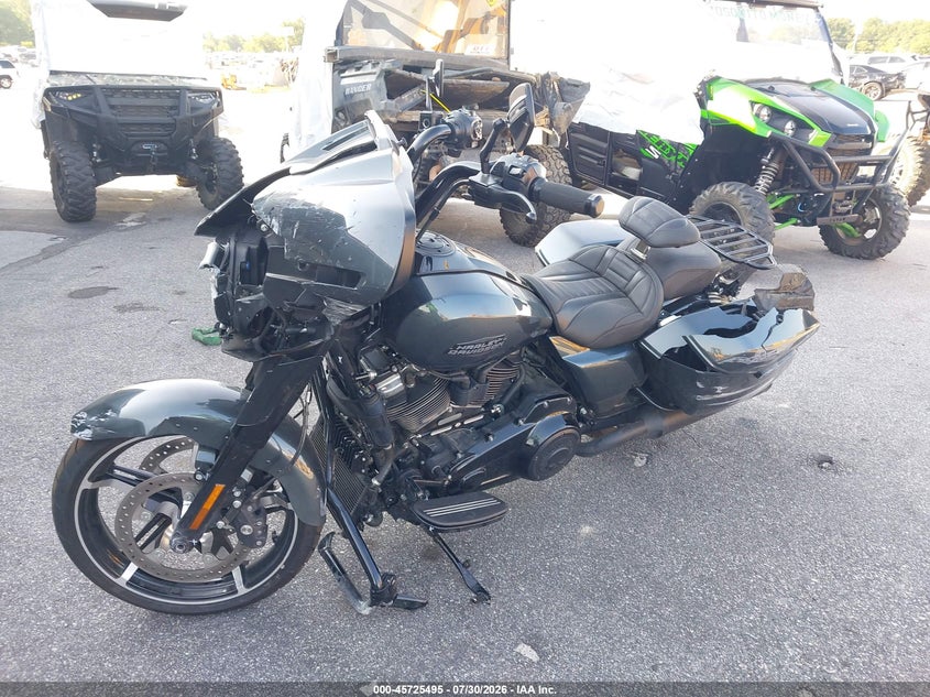 2025 HARLEY-DAVIDSON FLHX auction photo 2