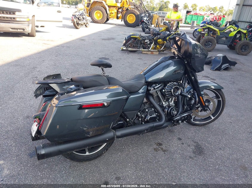 2025 HARLEY-DAVIDSON FLHX auction photo 4