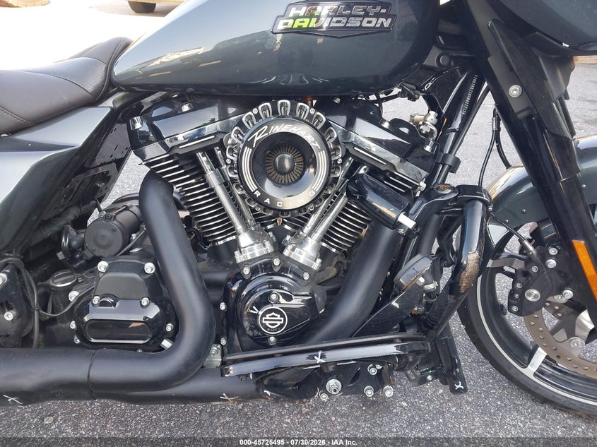 2025 HARLEY-DAVIDSON FLHX auction photo 8