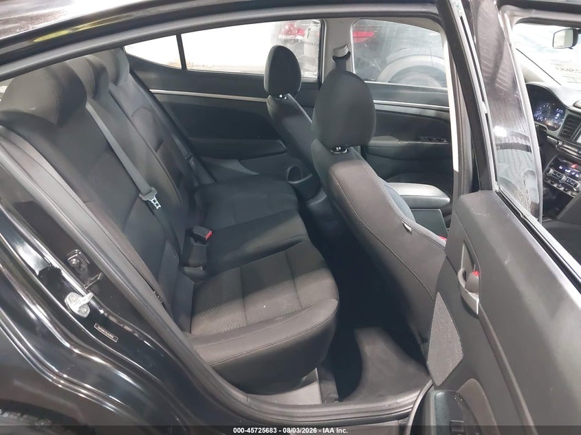 2020 HYUNDAI ELANTRA auction photo 8