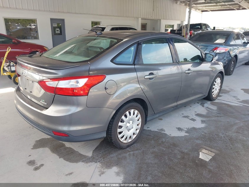 2013 FORD FOCUS auction photo 4