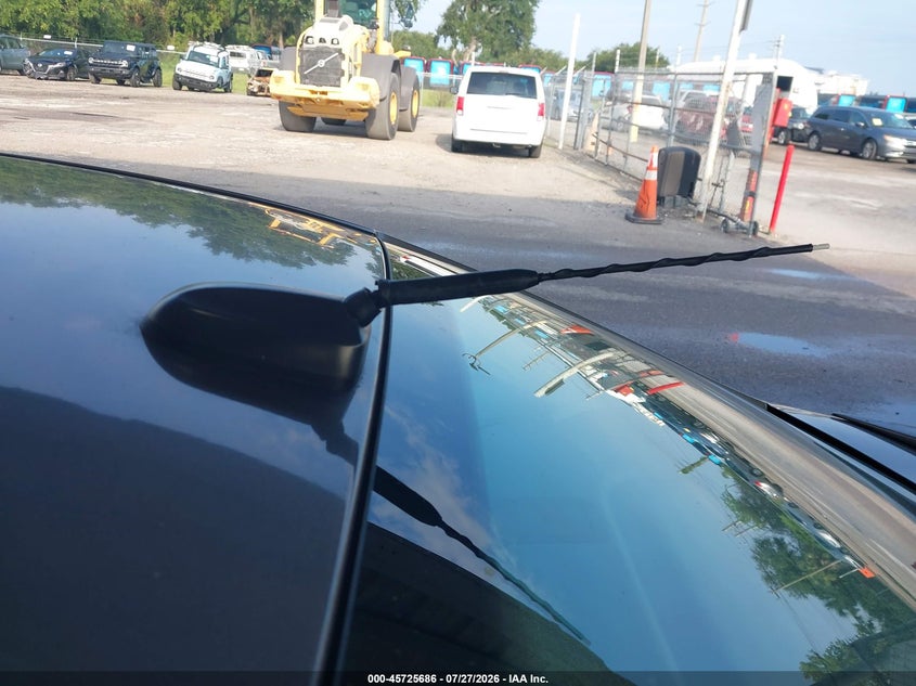 2013 FORD FOCUS auction photo 6