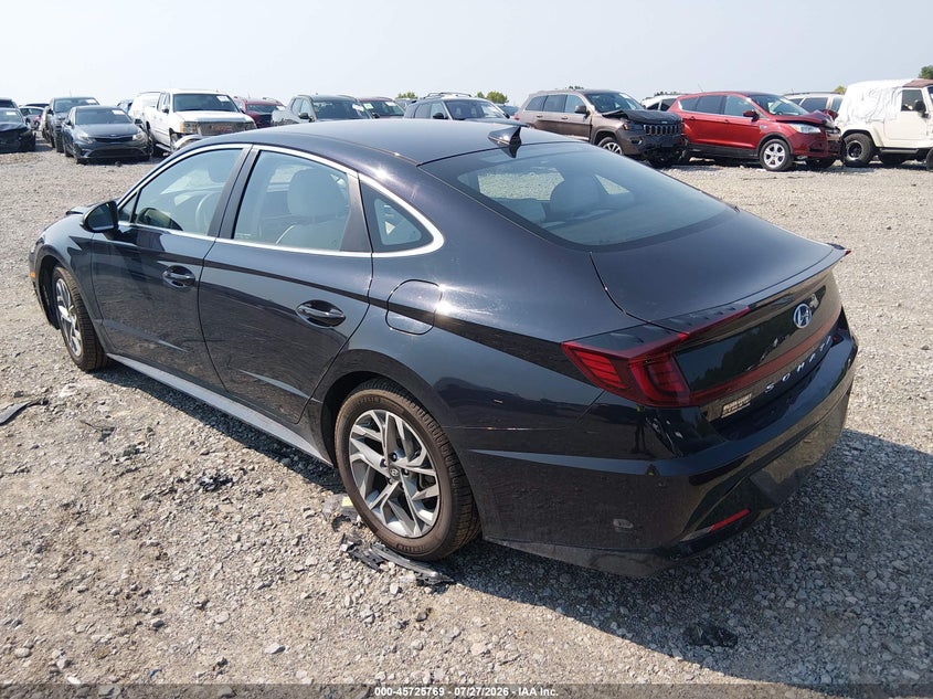 2023 HYUNDAI SONATA auction photo 3