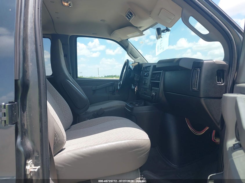 2017 CHEVROLET EXPRESS VAN 4.8L V-8 VVT, 285HP