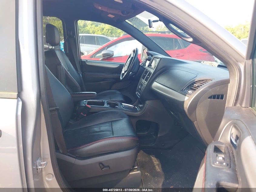 2016 DODGE GRAND CARAVAN auction photo 5