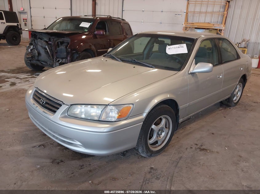 2001 TOYOTA CAMRY auction photo 2