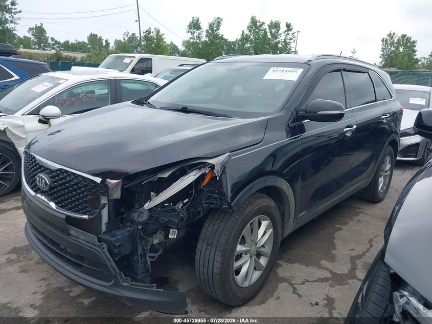 2017 KIA SORENTO auction photo 2