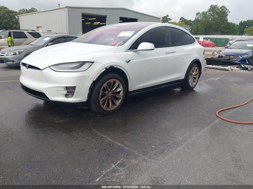 2018 TESLA MODEL X auction photo 2