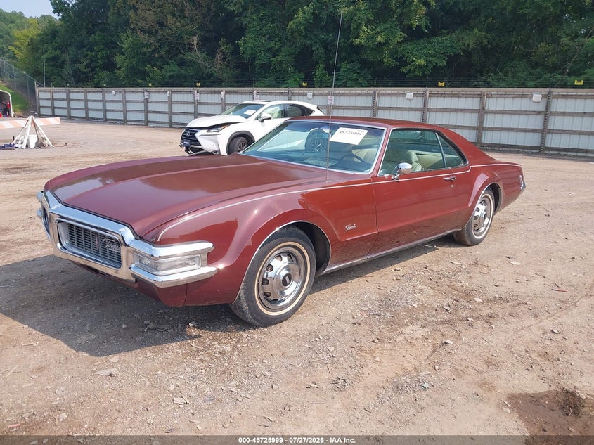 1969 OLDSMOBILE TORNADO auction photo 2