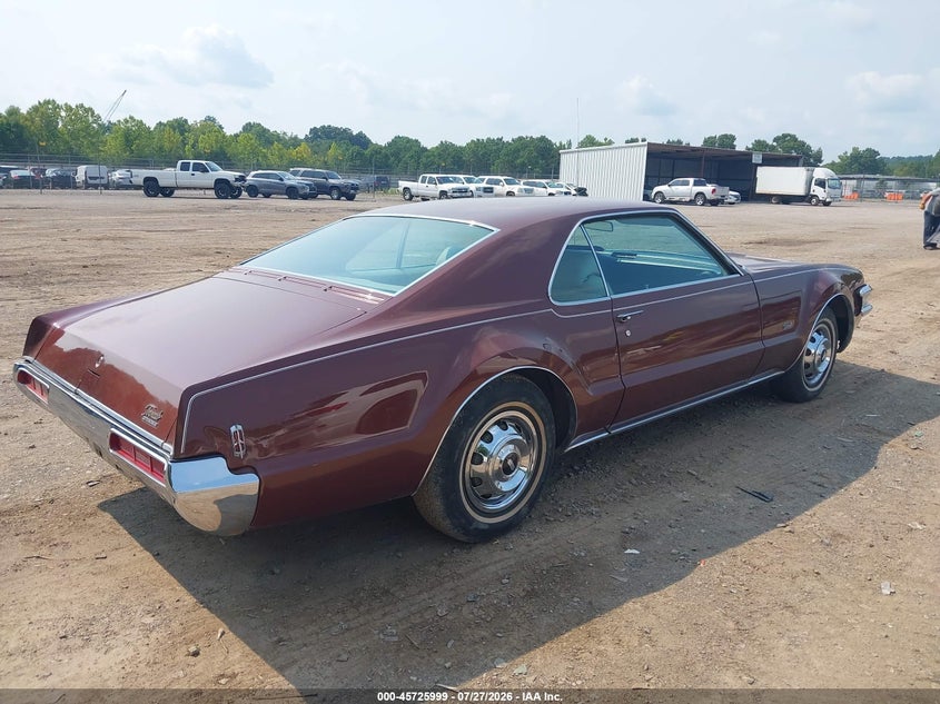 1969 OLDSMOBILE TORNADO auction photo 4