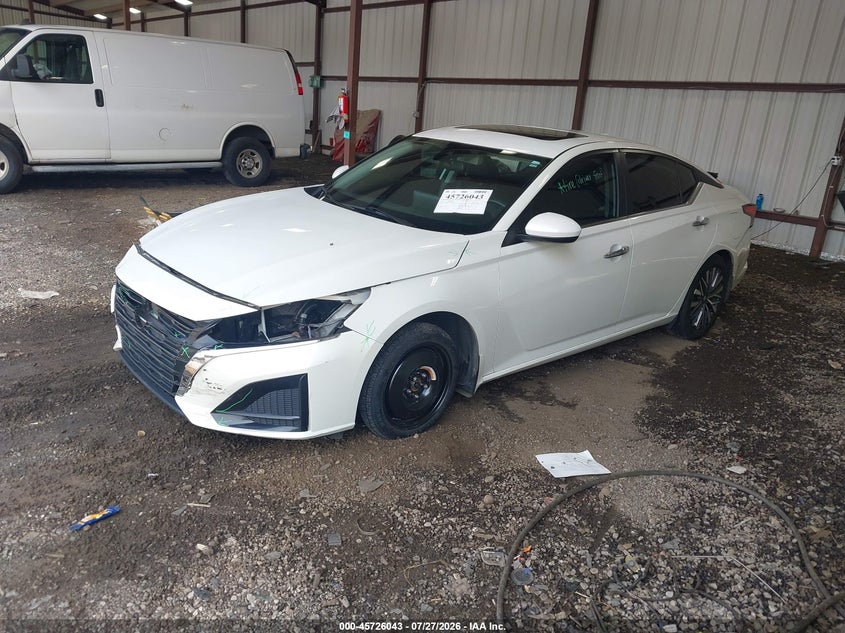2024 Nissan Altima, Right Side, IAAI, VIN 1N4BL4DV1RN415508 — photo 2