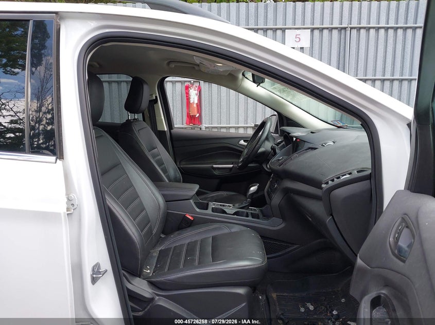2018 FORD ESCAPE auction photo 5