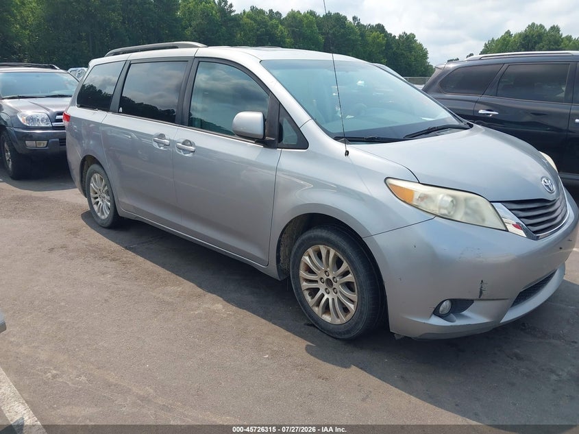 2011 Toyota Sienna