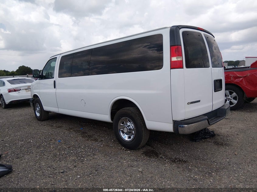 2017 CHEVROLET EXPRESS 3500 auction photo 3