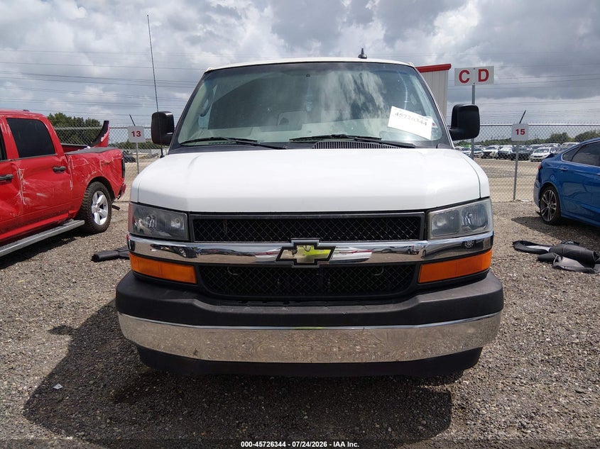 2017 CHEVROLET EXPRESS 3500 auction photo 6