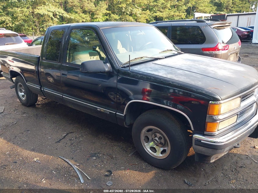 1997 CHEVROLET C1500 auction photo 1