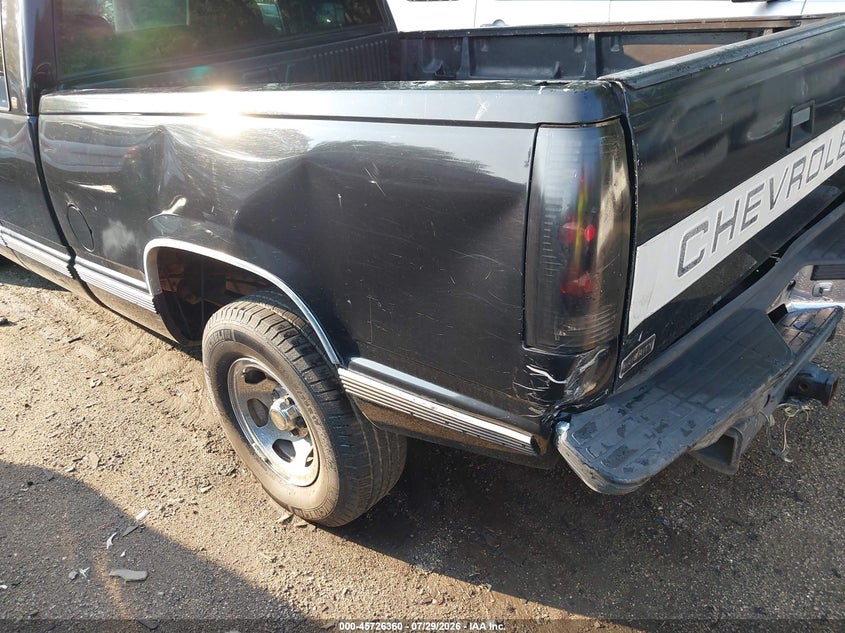1997 CHEVROLET C1500 auction photo 6