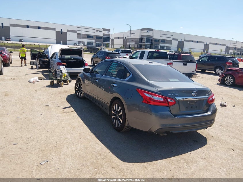 2017 NISSAN ALTIMA auction photo 3