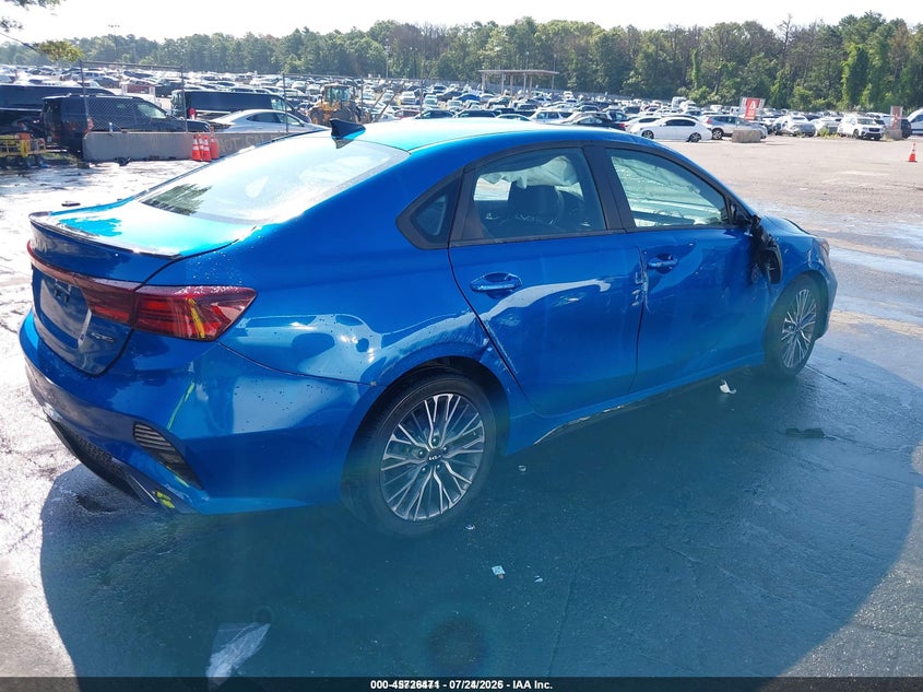 2022 KIA FORTE auction photo 4