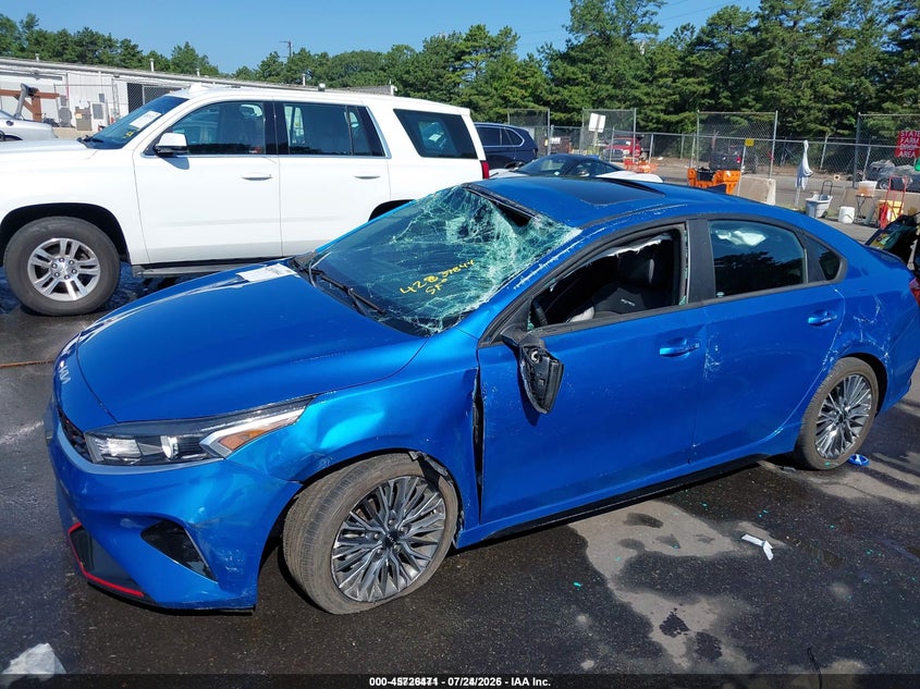 2022 KIA FORTE auction photo 6