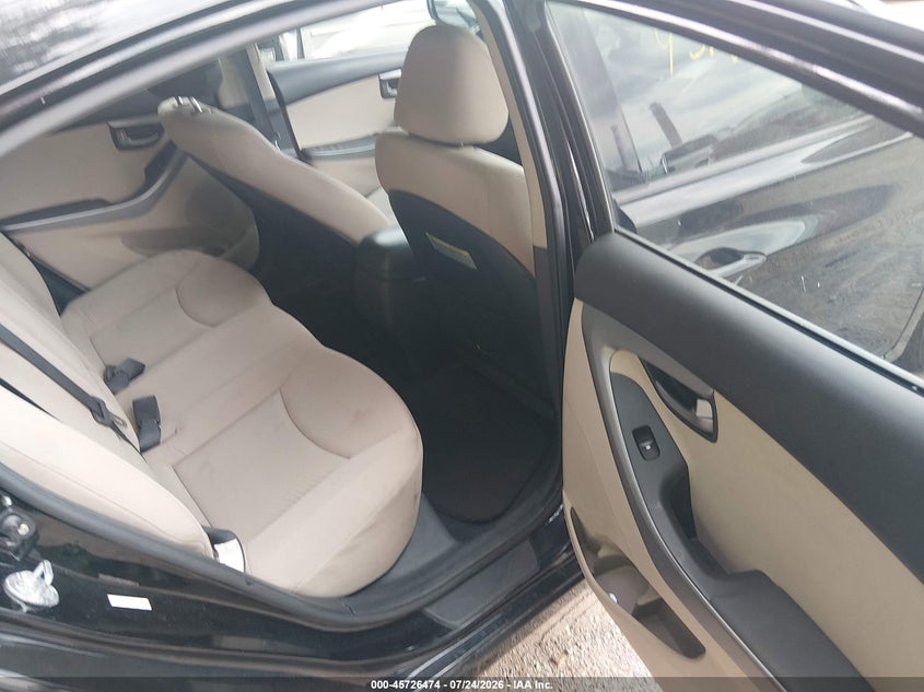 2015 HYUNDAI ELANTRA auction photo 8