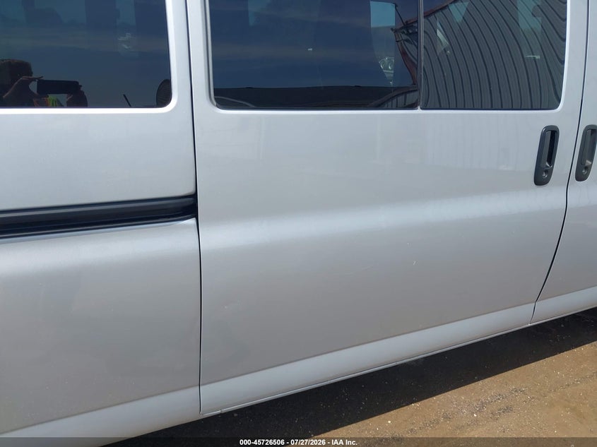 CHEVROLET EXPRESS PASSENGER 2023 VIN 1GAZGNFP5P1115081