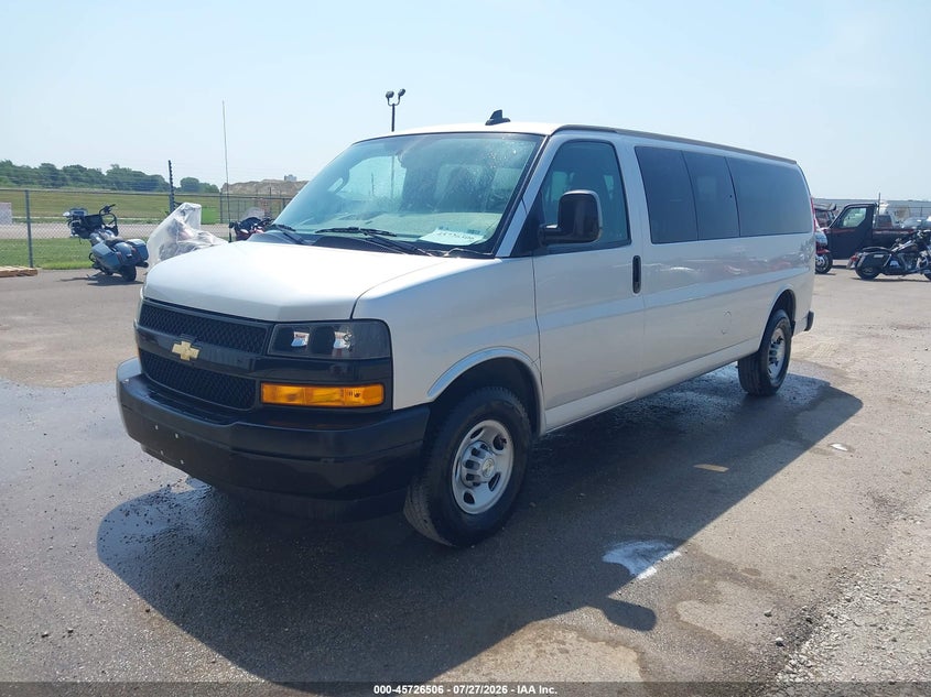 2023 CHEVROLET EXPRESS PASSENGER auction photo 2