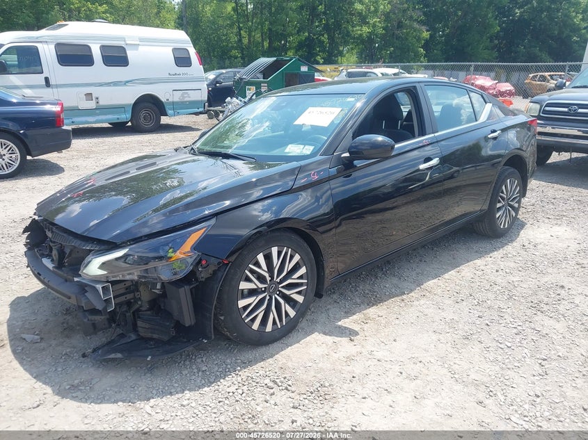 2024 Nissan Altima, Front End, IAAI, VIN 1N4BL4DW8RN374528 — photo 2