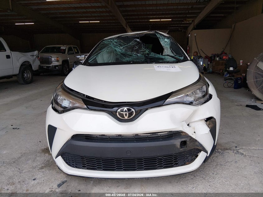 TOYOTA C-HR - zdjęcie 12
