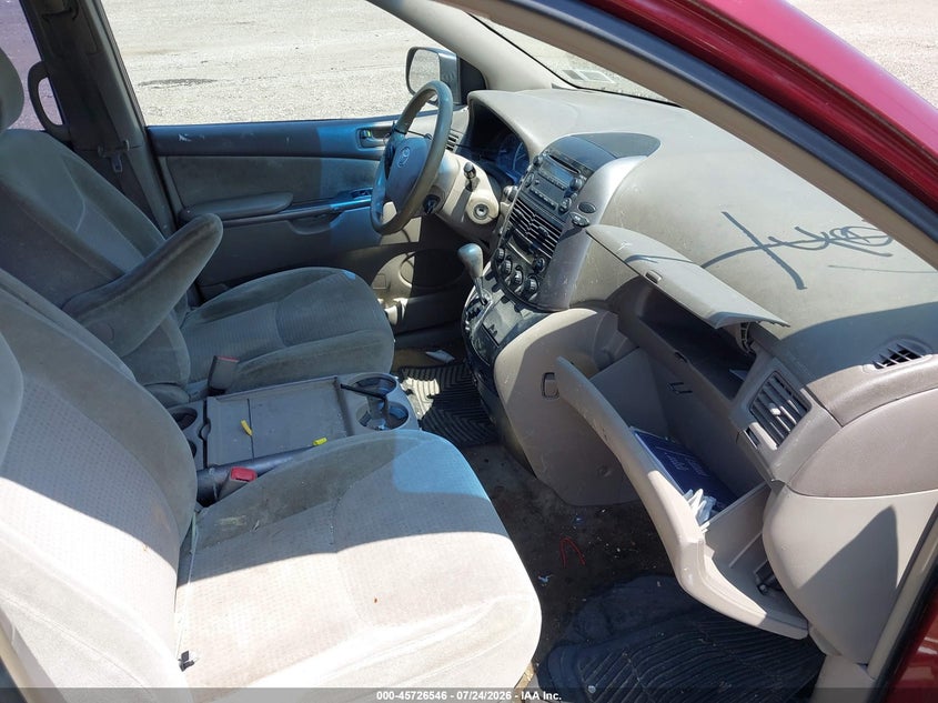 2006 TOYOTA SIENNA auction photo 5