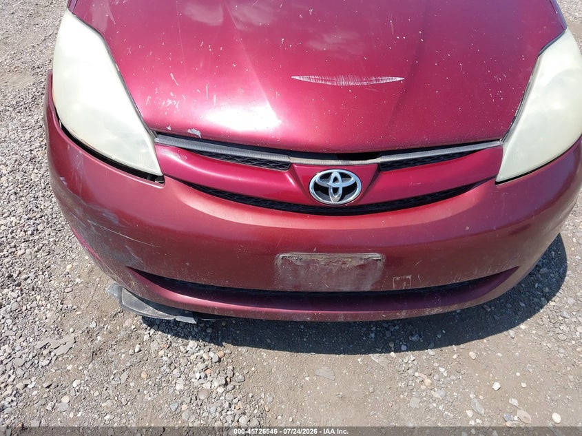 2006 TOYOTA SIENNA auction photo 6