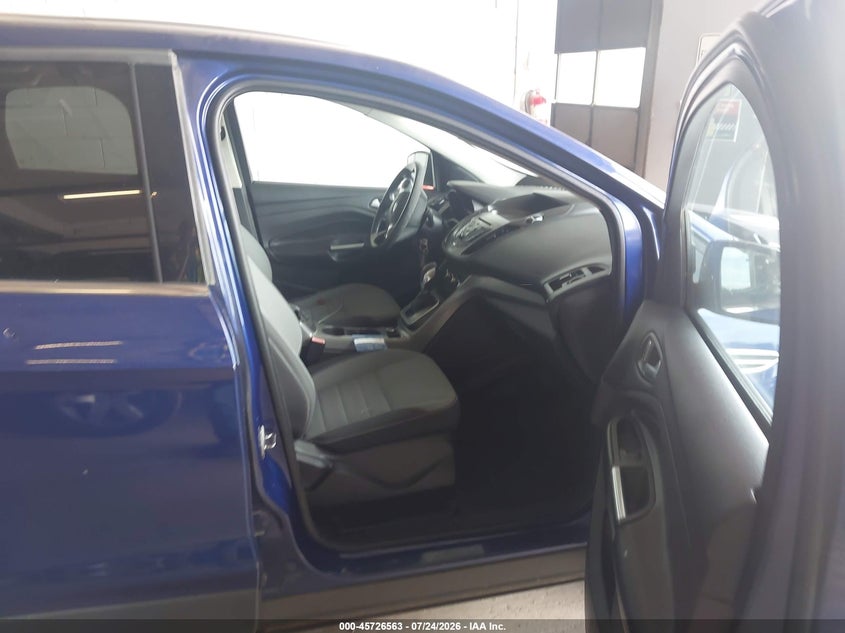 2013 FORD ESCAPE auction photo 5