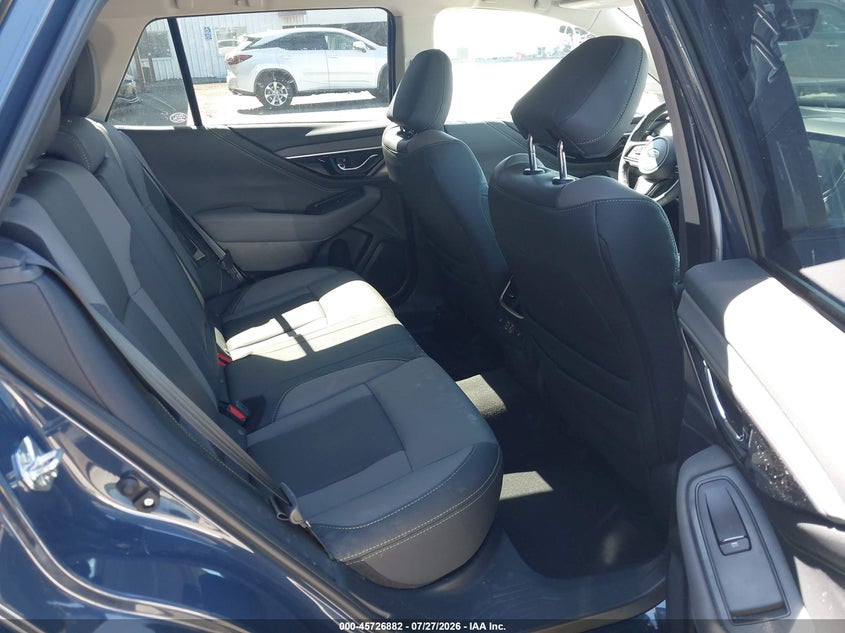 2025 SUBARU OUTBACK auction photo 8