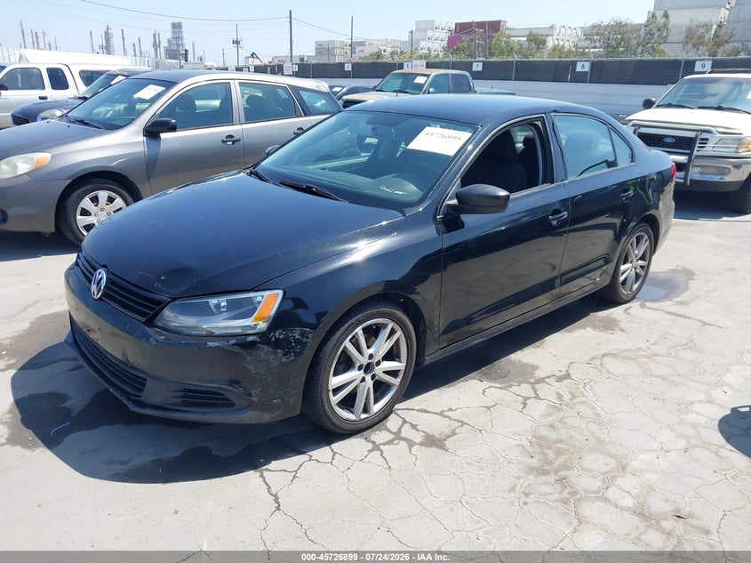 2013 VOLKSWAGEN JETTA auction photo 2