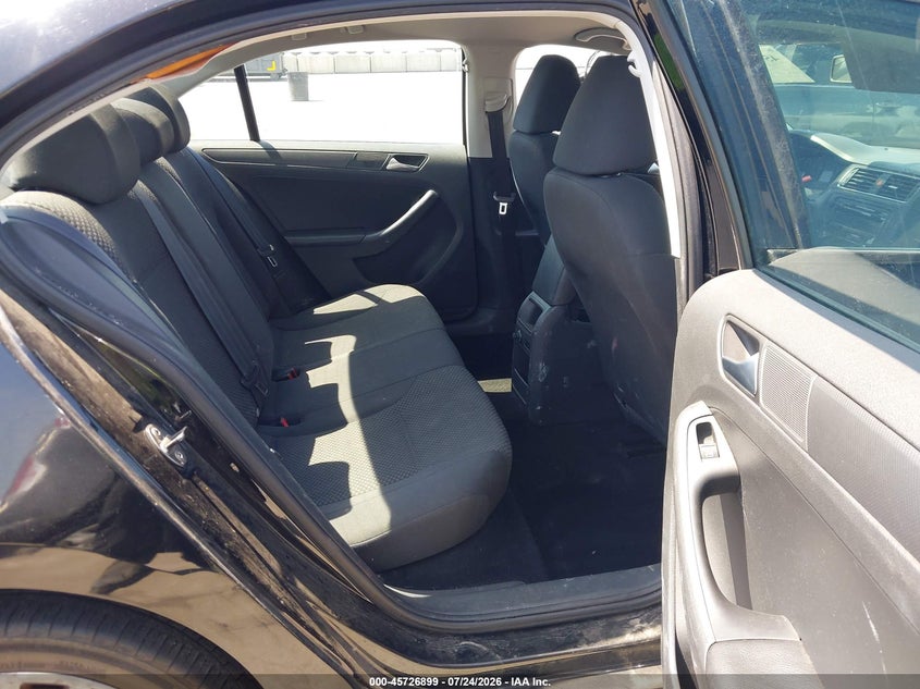 2013 VOLKSWAGEN JETTA auction photo 8