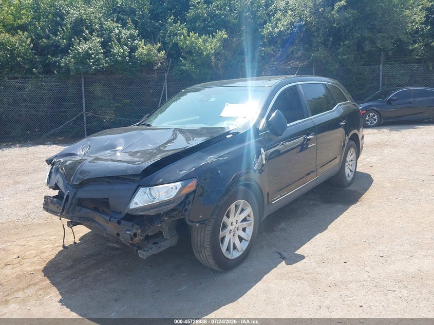 2018 LINCOLN MKT auction photo 2