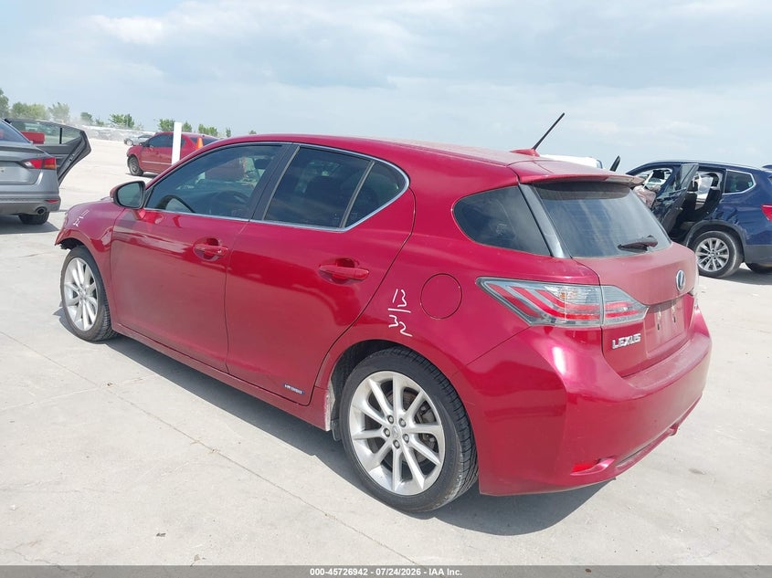 Vin: jthkd5bh5b2014110, lot: 46225641, lexus ct 200h 20113