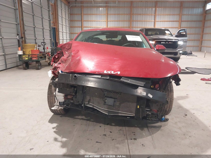 2025 KIA K4 auction photo 6