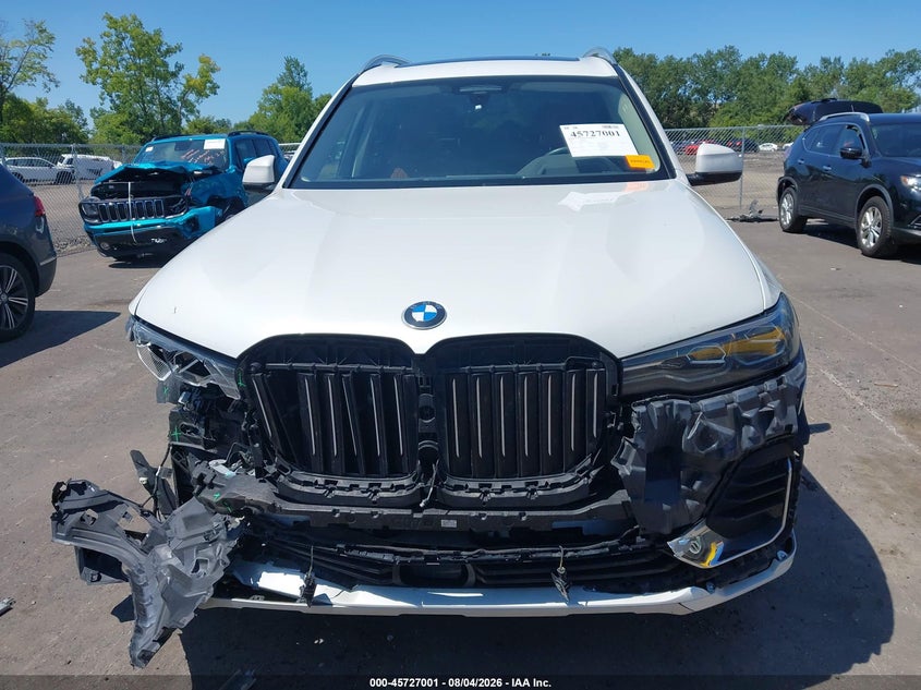 BMW X7 - zdjęcie 12