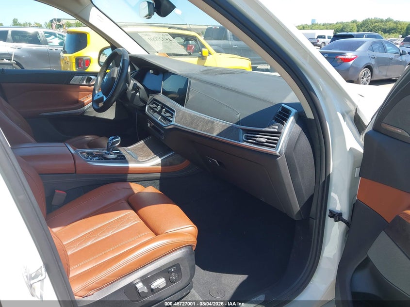 BMW X7 - zdjęcie 5