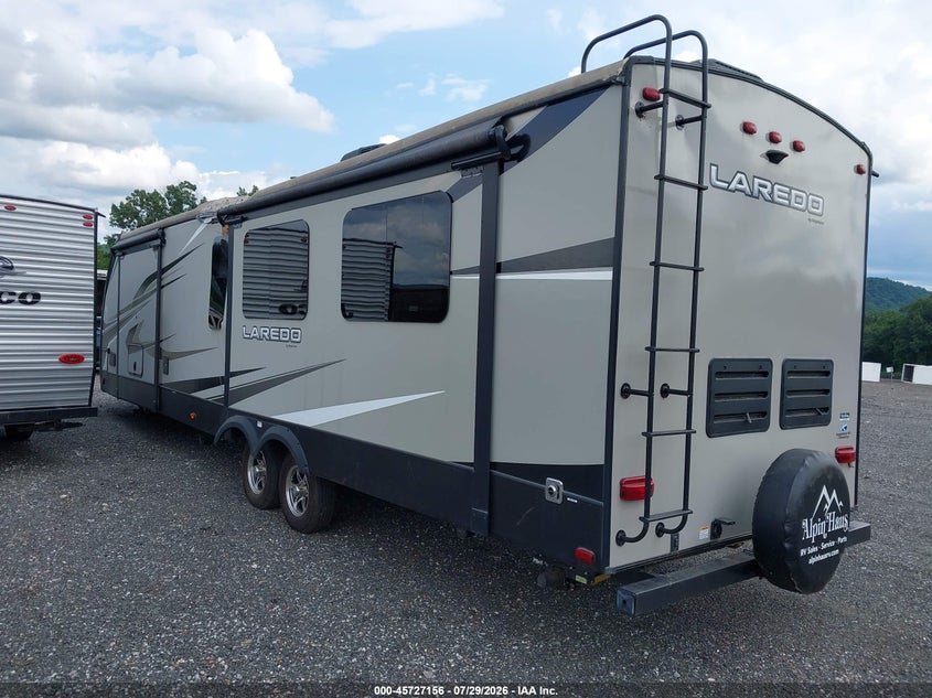 2020 KEYSTONE RV LAREDO auction photo 3