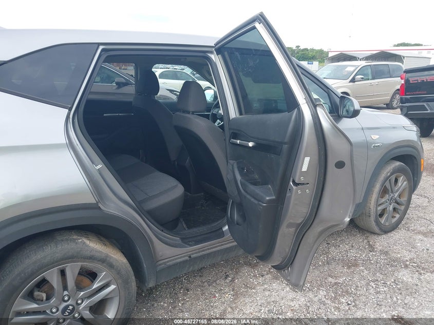 2021 KIA SELTOS auction photo 8