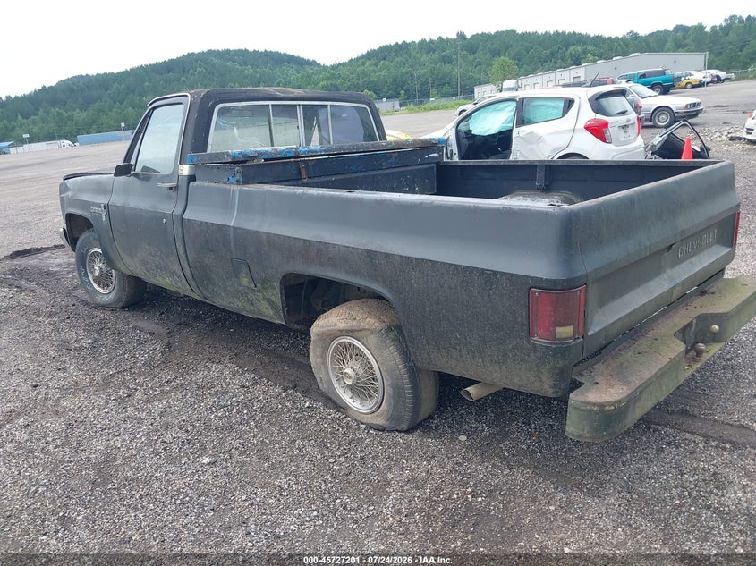 1985 CHEVROLET C10 auction photo 3