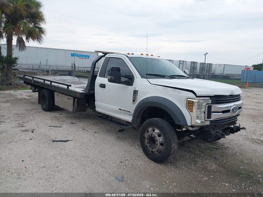 2019 FORD F-550 CHASSIS auction photo 1