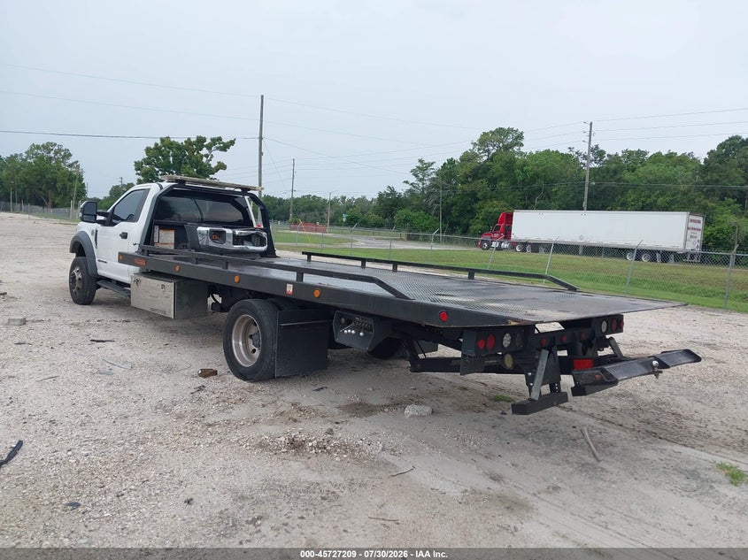 2019 FORD F-550 CHASSIS auction photo 3